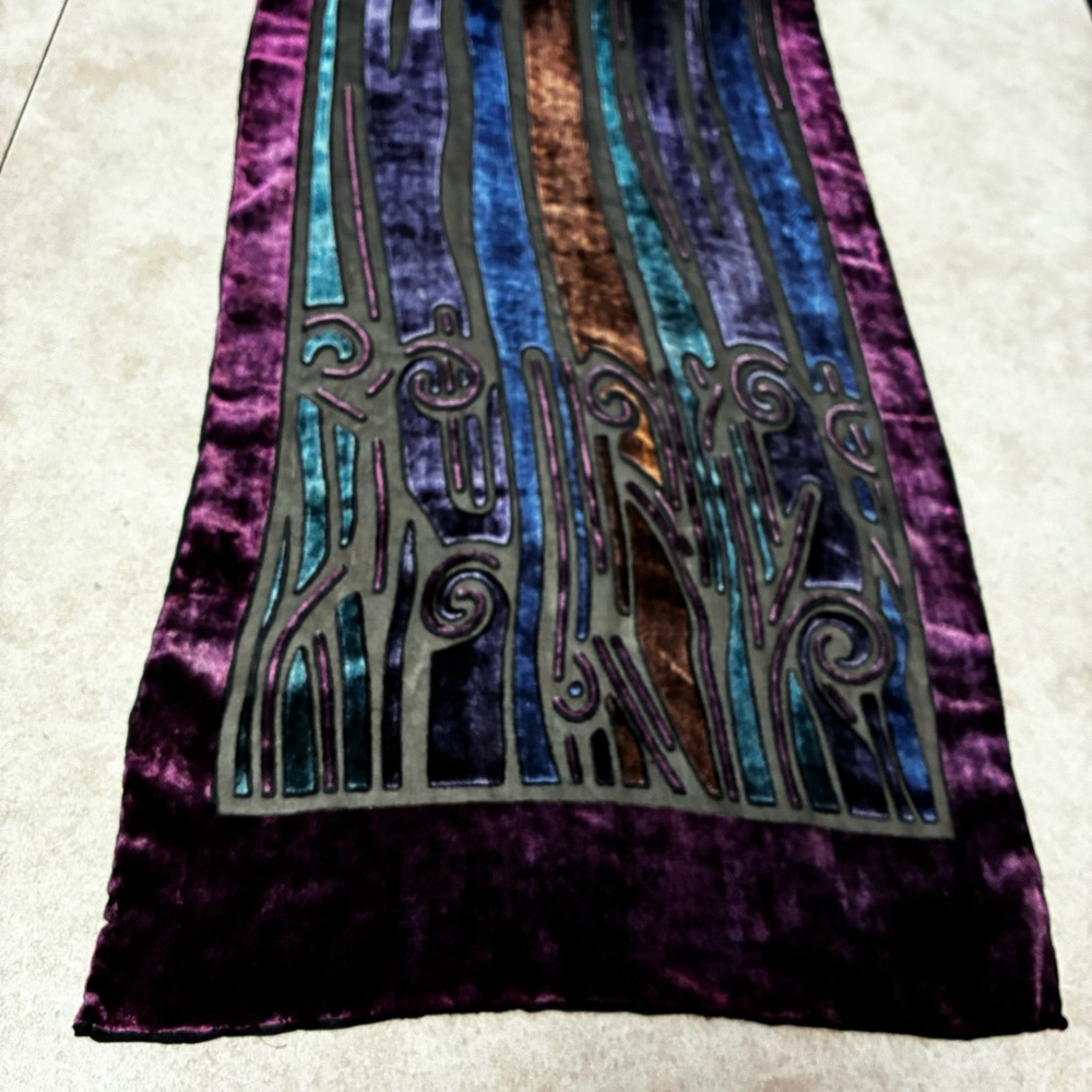 Holt Renfrew Burnt Velvet & Sheer Multicolored Long Rectangle Scarf - Picture 5 of 11